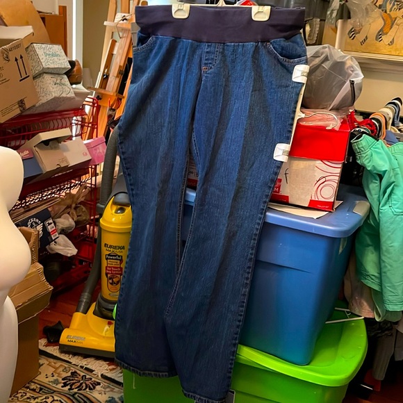 Maternity Pull on Jeans with Pockets side and Hips - Picture 1 of 5